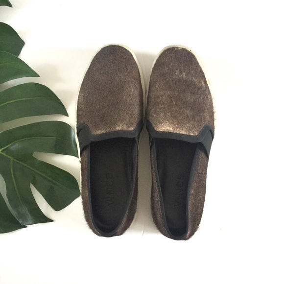 Vince Pony fur slip-ons - Picture 2 of 8